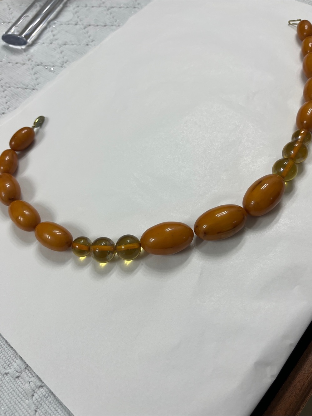 Very Old Choker Beaded Necklace with A Vintage Clasp - Picture 7 of 9